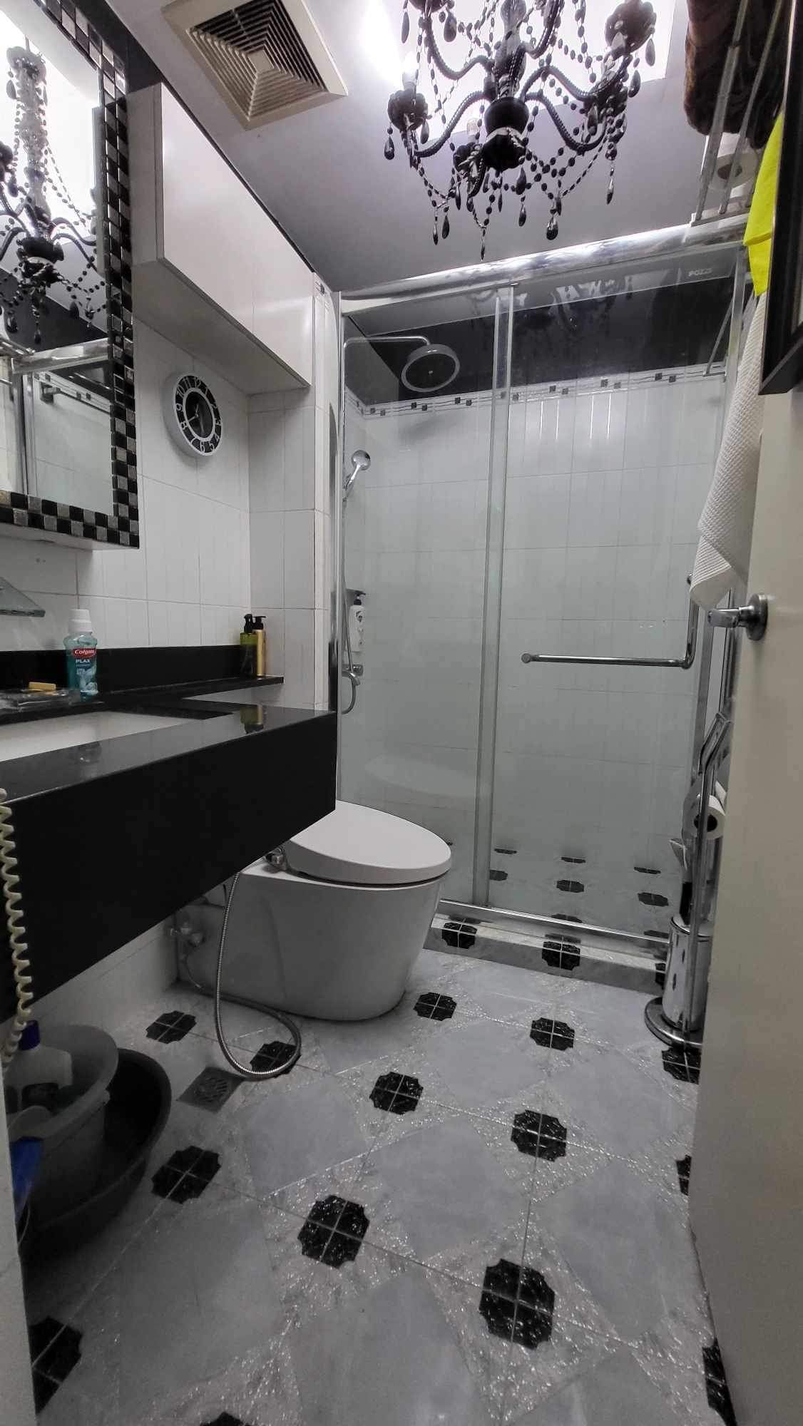 Condo for sale near SM Megamall and Robinsons Galleria